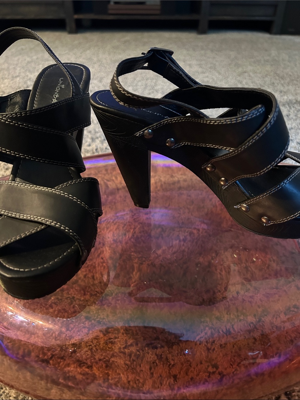 UNIONBAY Black Cross-Strap Slingback Sandals - Picture 2 of 3